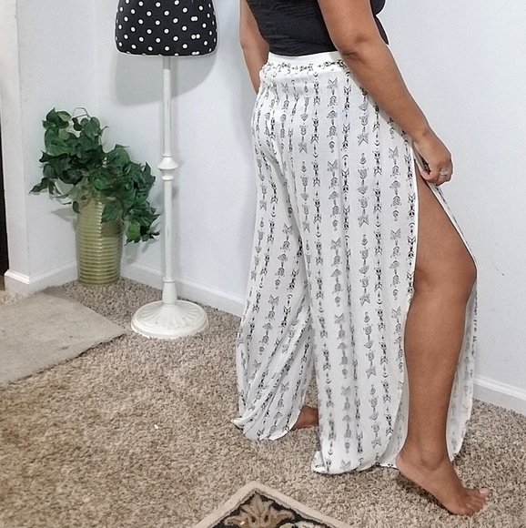 GONE WITH THE WIND ARROW SPLIT PANTS - Picture 3 of 13